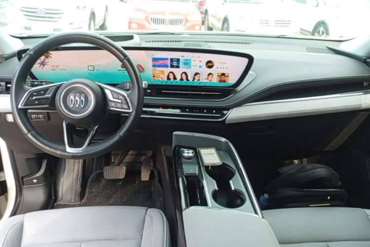 Used Buick E5 2023 Zhenxiang Standard Range Edition Center Console