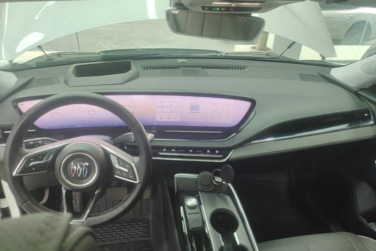 Used Buick E5 2023 Zhenxiang Standard Range Edition Center Console