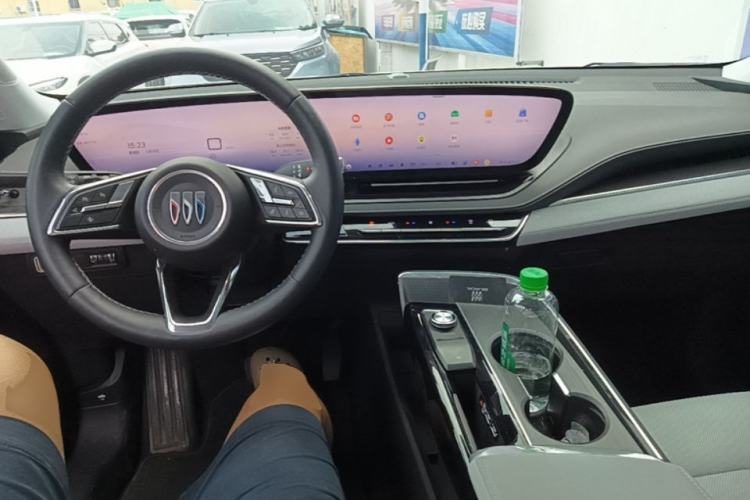 Used Buick E5 2023 Zhenxiang Standard Range Edition Center Console