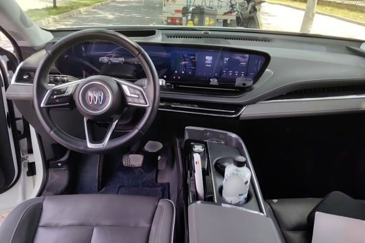 Used Buick E5 2023 Zhenxiang Standard Range Edition Center Console