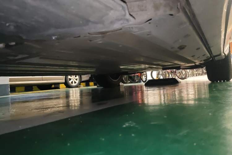 Used Buick E5 2023 Zhenxiang Standard Range Edition Chassis Front Left