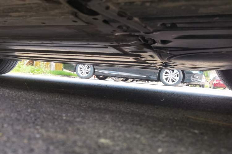 Used Buick E5 2023 Zhenxiang Standard Range Edition Chassis Front Right