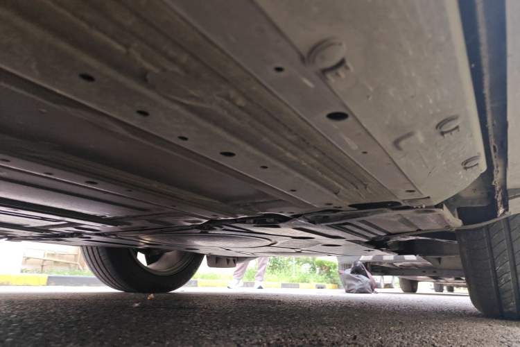Used Buick E5 2023 Zhenxiang Standard Range Edition Chassis Front Right