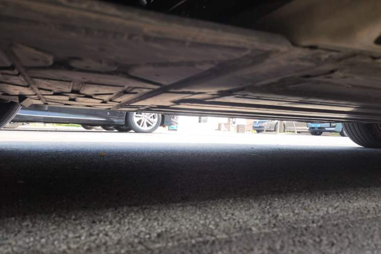 Used Buick E5 2023 Zhenxiang Standard Range Edition Chassis Rear Right
