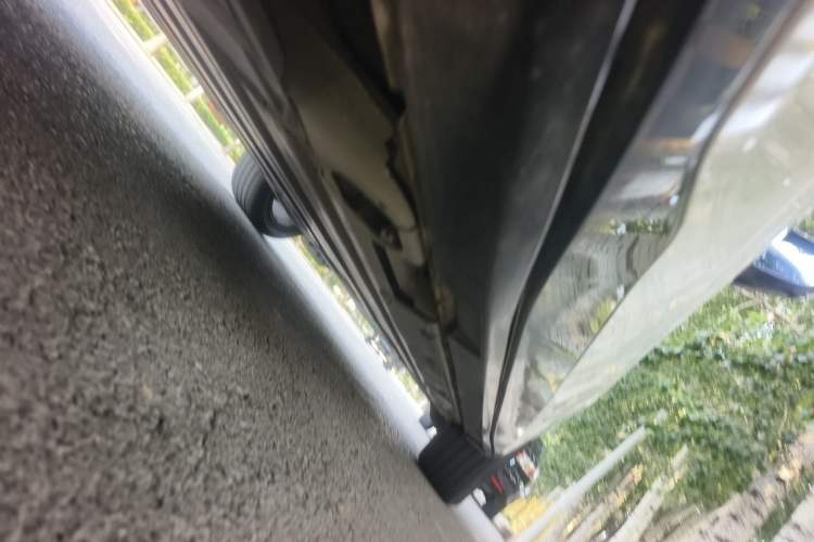 Used Buick E5 2023 Zhenxiang Standard Range Edition Chassis Rear Right