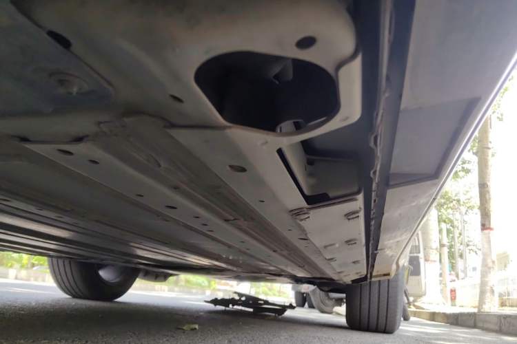 Used Buick E5 2023 Zhenxiang Standard Range Edition Chassis Rear Right