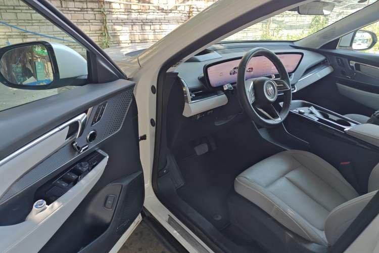 Used Buick E5 2023 Zhenxiang Standard Range Edition Driver Seat