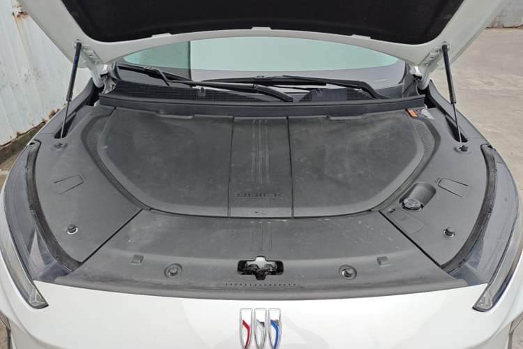 Used Buick E5 2023 Zhenxiang Standard Range Edition Engine Bay