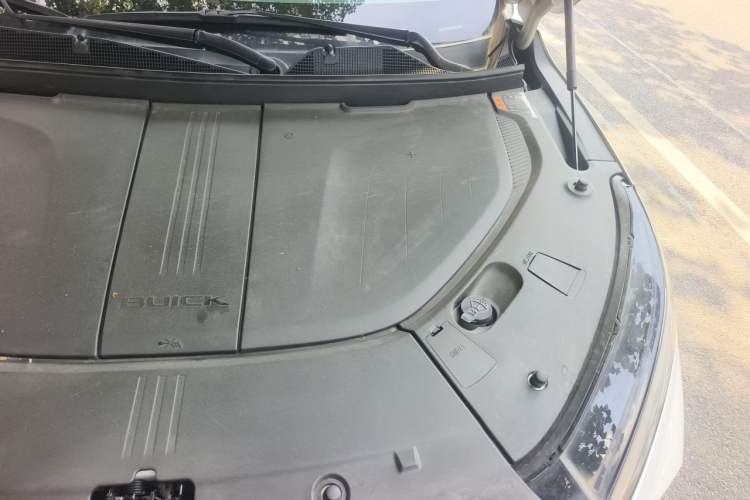 Used Buick E5 2023 Zhenxiang Standard Range Edition Engine Bay Left