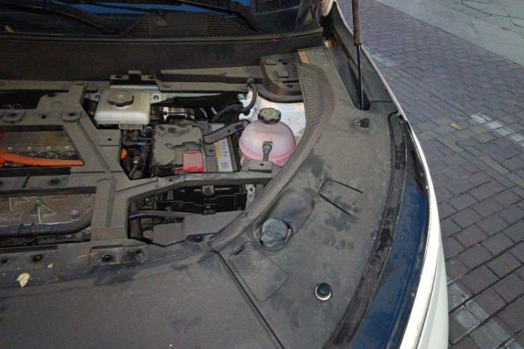 Used Buick E5 2023 Zhixiang Standard Range Edition Engine Bay Left