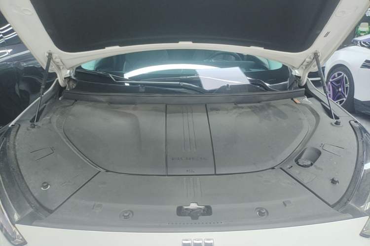 Used Buick E5 2023 Zhenxiang Standard Range Edition Engine Bay