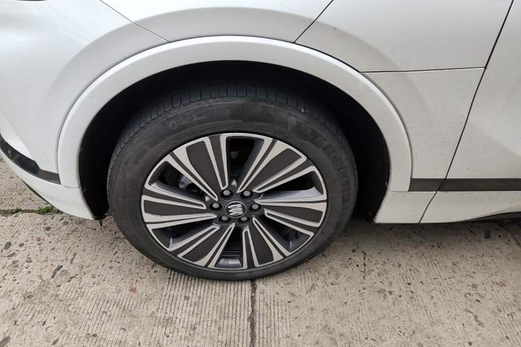 Used Buick E5 2023 Premium Long-Range Version Exterior 4