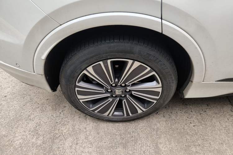 Used Buick E5 2023 Premium Long-Range Version Exterior 5