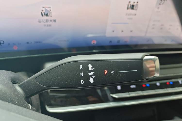 Used Buick E5 2023 Zhenxiang Standard Range Edition Gear Lever