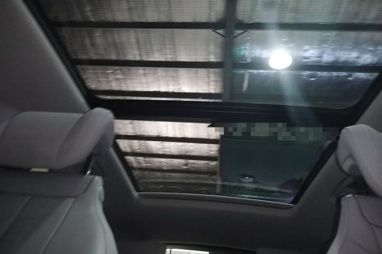 Used Buick E5 2023 Premium Long-Range Version Headliner