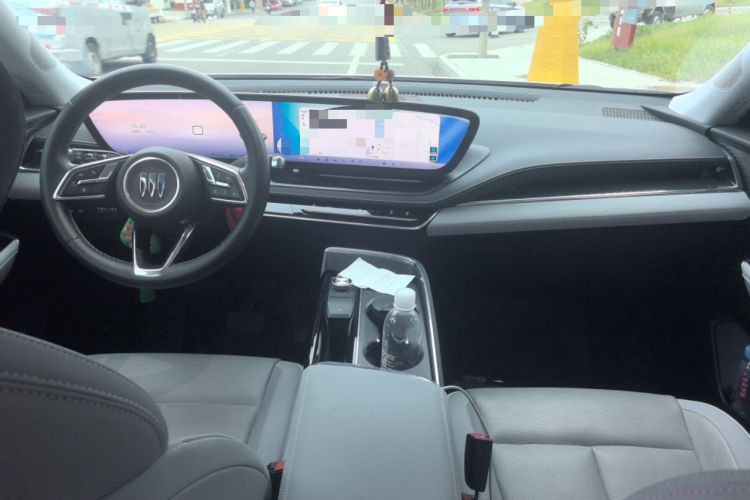 Used Buick E5 2023 Zhenxiang Standard Range Edition Interior 2