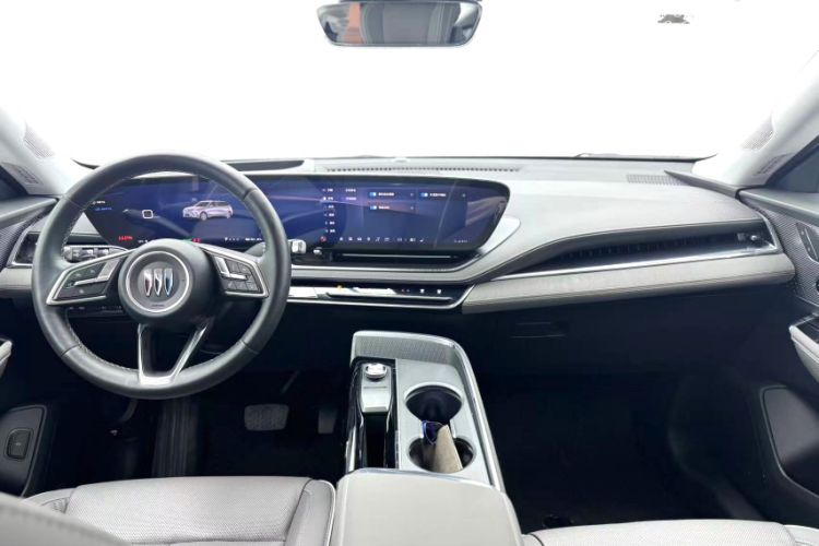 Used Buick E5 2023 Zhenxiang Standard Range Edition Interior 2