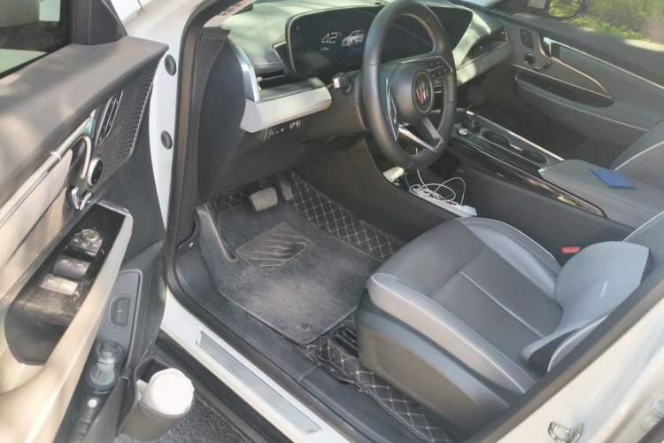 Used Buick E5 2023 Zhenxiang Standard Range Edition Interior 3