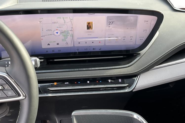 Used Buick E5 2023 Zhenxiang Standard Range Edition Interior 4