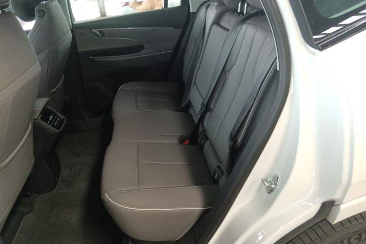 Used Buick E5 2023 Zhenxiang Standard Range Edition Interior 4