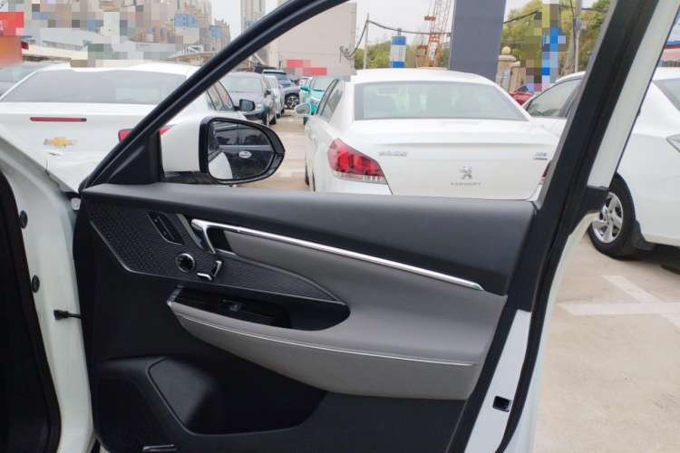 Used Buick E5 2023 Zhenxiang Standard Range Edition Interior 5