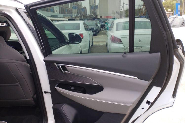Used Buick E5 2023 Zhenxiang Standard Range Edition Interior 6
