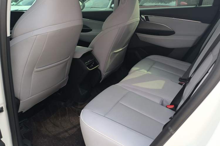 Used Buick E5 2023 Zhenxiang Standard Range Edition Interior 7
