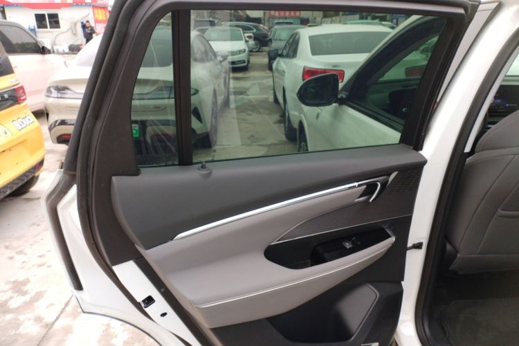 Used Buick E5 2023 Zhenxiang Standard Range Edition Interior 8