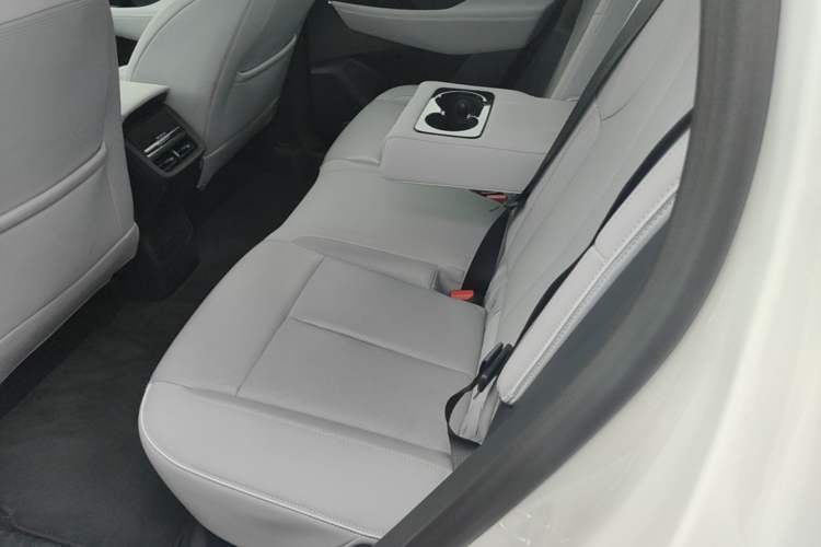 Used Buick E5 2023 Zhenxiang Standard Range Edition Left Rear Seat