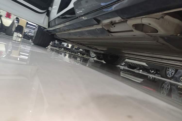 Used Buick E5 2023 Zhenxiang Standard Range Edition Left Side Sill