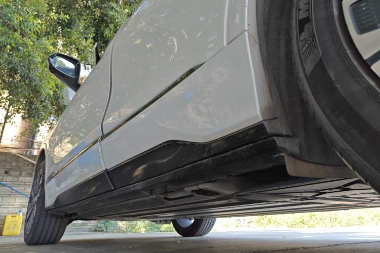 Used Buick E5 2023 Zhenxiang Standard Range Edition Left Side Sill