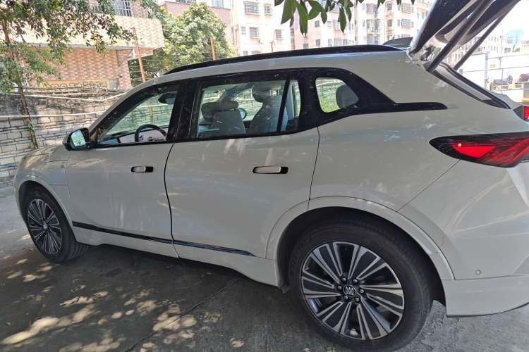 Used Buick E5 2023 Zhenxiang Standard Range Edition Left Side