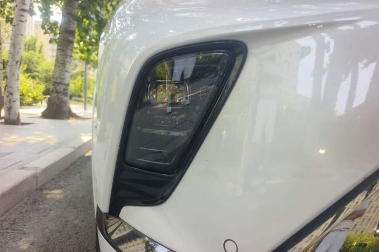 Used Buick E5 2023 Zhenxiang Standard Range Edition Right Front Headlight