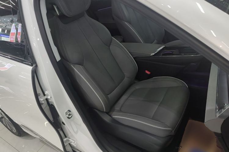 Used Buick E5 2023 Zhenxiang Standard Range Edition Right Front Seat
