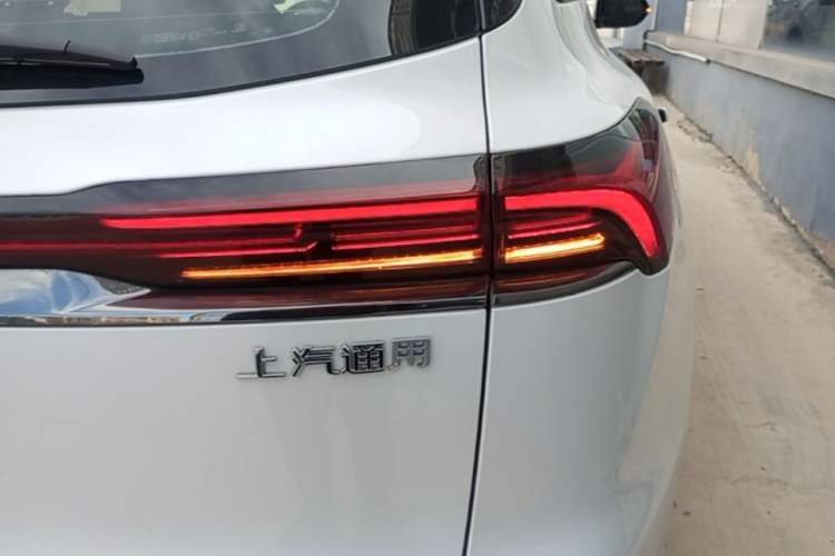 Used Buick E5 2023 Zhenxiang Standard Range Edition Right Rear Taillight