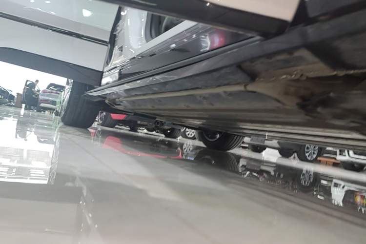 Used Buick E5 2023 Zhenxiang Standard Range Edition Right Side Sill