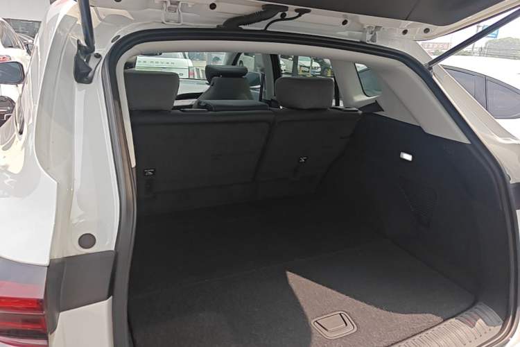 Used Buick E5 2023 Zhixiang Standard Range Edition Trunk