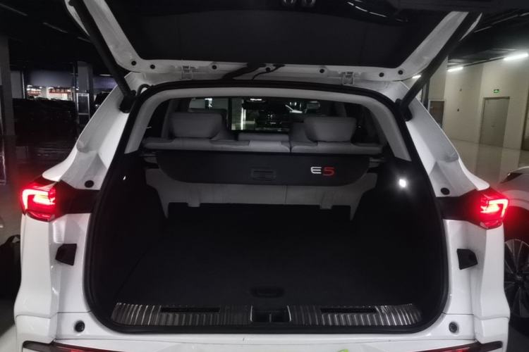 Used Buick E5 2023 Zhenxiang Standard Range Edition Trunk