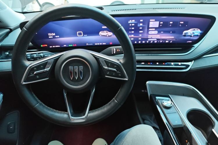 Used Buick E5 2024 Premium Standard-Range Audiovisual Edition Center Console