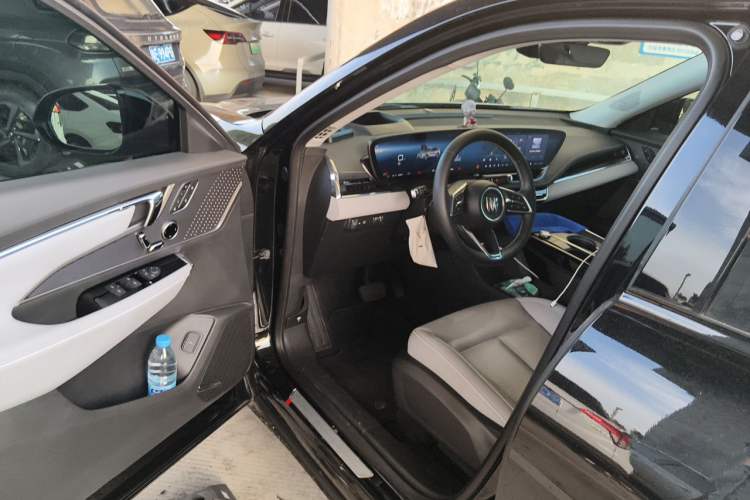 Used Buick E5 2024 Premium Standard-Range Audiovisual Edition Driver Seat