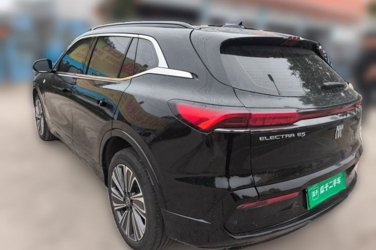 Used Buick E5 2024 Premium Standard-Range Audiovisual Edition Rear Left 45 Deg