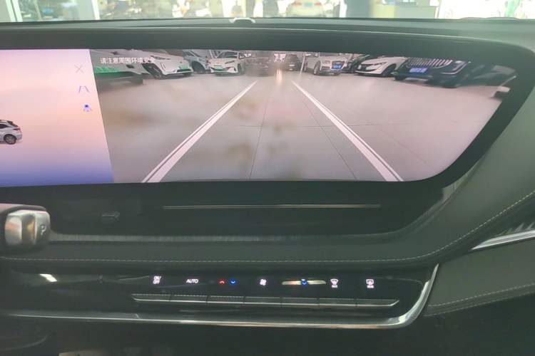 Used Buick E5 2024 Pioneer Pro Edition Audio And AC Panel