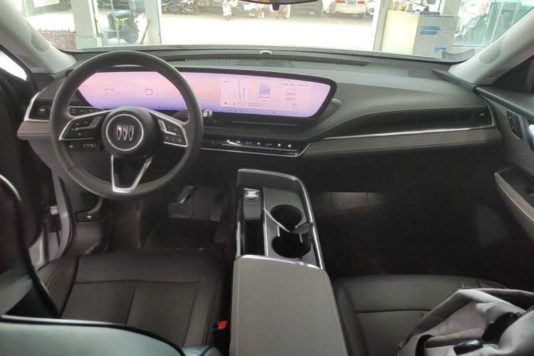 Used Buick E5 2024 Pioneer Pro Edition Center Console