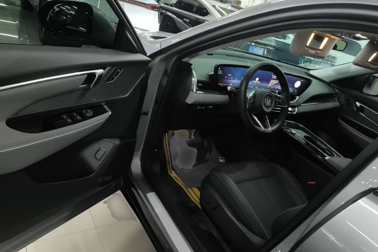 Used Buick E5 2024 Pioneer Pro Edition Driver Seat