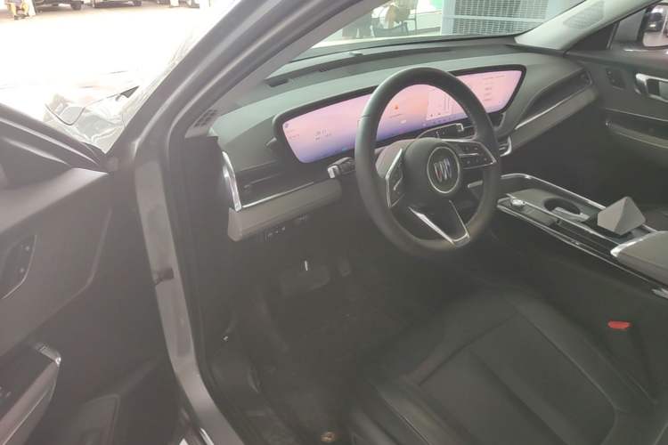 Used Buick E5 2024 Pioneer Pro Edition Driver Seat