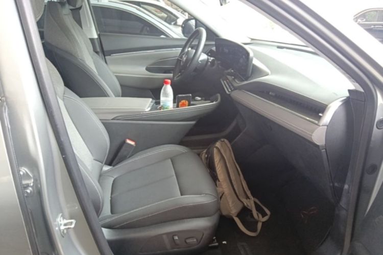 Used Buick E5 2024 Pioneer Pro Edition Right Front Seat