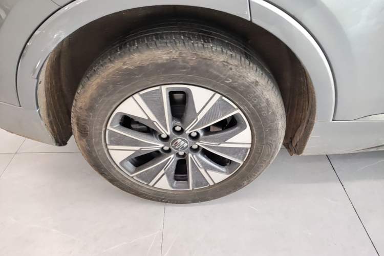 Used Buick E5 2024 Pioneer Pro Edition Right Rear Wheel Hub