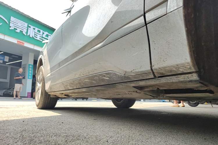 Used Buick E5 2024 Pioneer Pro Edition Right Side Sill