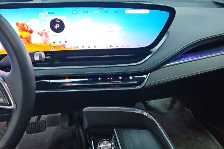 Used Buick E5 2024 Premium Standard-Range Audiovisual Edition Audio And AC Panel