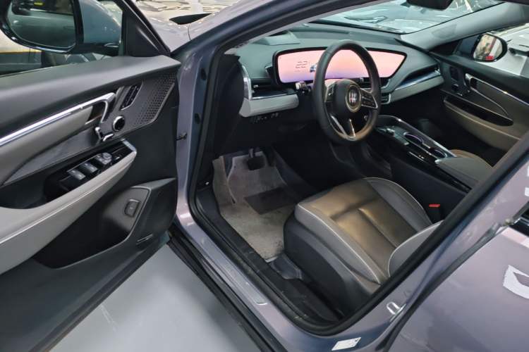 Used Buick E5 2024 Premium Standard-Range Audiovisual Edition Driver Seat